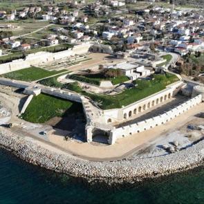 &Ccedil;anakkale'de ilk şehitlerin verildiği nokta: Sedd&uuml;lbahir Kalesi uluslararası &ouml;d&uuml;l aldı