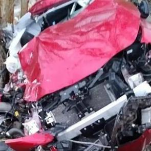 Erzurum'da feci kaza; 2 &ouml;l&uuml;, 5 yaralı