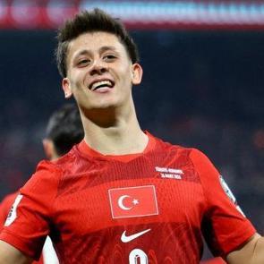 İspanya Arda G&uuml;ler'i konuşuyor!