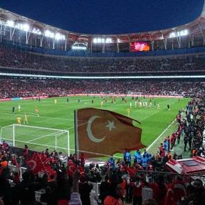 Milli Takım, 1667 g&uuml;n sonra Dolmabah&ccedil;e'de