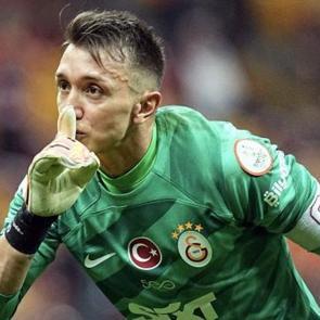 Muslera&rsquo;dan Galatasaray ve geri d&ouml;n&uuml;ş a&ccedil;ıklaması!