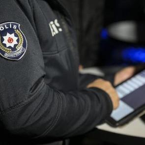 Polis ve bek&ccedil;iler i&ccedil;in yeni d&ouml;nem başlıyor! Bakan &Ccedil;ift&ccedil;i duyurdu