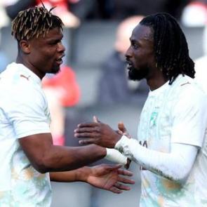 Oh direğe takıldı! Agbadou, Singo ve Oulai'li Fildişi farka koştu