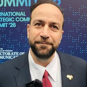 Suriyeli Bakan'dan &ccedil;ağrı var: 'T&uuml;m uluslar bir araya getirilmeli'