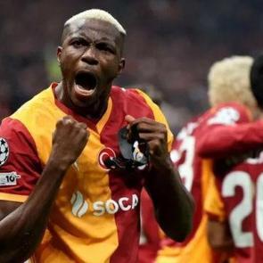 Galatasaray'da Osimhen sevinci! Taraftarın y&uuml;reğine su serpecek haber