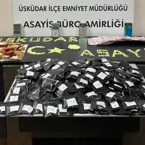 &Uuml;sk&uuml;dar'da uyuşturucu operasyonu: 2 g&ouml;zaltı