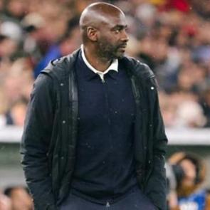 2 ma&ccedil;ta takımı 7 gol yedi! D&uuml;nya Kupası'na 72 g&uuml;n kala g&ouml;revden alındı