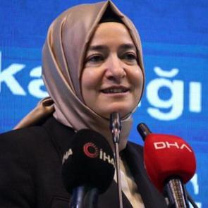 AK Parti'den CHP'li Nazlıaka'ya okkalı cevap: Millete ekmeği karneyle dağıtanların...