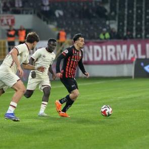 7 ma&ccedil;lık seri sona erdi! Uğur U&ccedil;ar'ın ekibi kaybetti