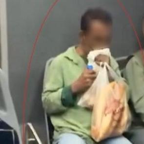 Otob&uuml;ste u&ccedil;ucu skandalı kamerada