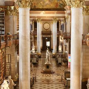 Barok ihtişamının kalbinde 200 bin eser: El Yazması Kur&rsquo;an-ı Kerim de bu koleksiyonda