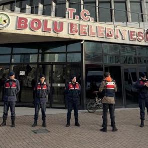Bolu Belediyesi'ne yeni operasyon! 3 g&ouml;zaltı kararı daha
