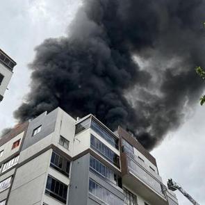 Bursa'da 8 katlı apartmanda yangın