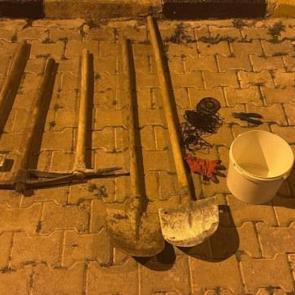 Harran'da ka&ccedil;ak kazıya su&ccedil;&uuml;st&uuml;: 5 g&ouml;zaltı