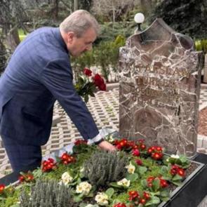 Destici'den Alparslan T&uuml;rkeş mesajı