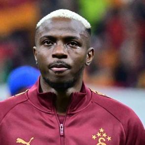 Osimhen'in servetini nereye yatırdığı ortaya &ccedil;ıktı! Garajından &ccedil;ıkanlar dudak u&ccedil;uklattı