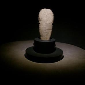 Hayvan otlatan &ccedil;ift&ccedil;i bulmuştu, ziyaret&ccedil;ilerin g&ouml;zdesi oldu