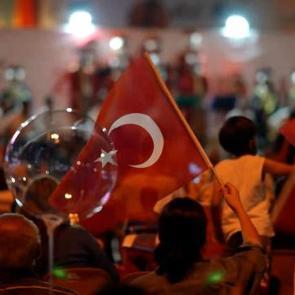 İletişim Başkanı Duran'dan &ccedil;ok &ouml;nemli T&uuml;rkiye mesajı  'Sorumluluk &uuml;stleniyor'