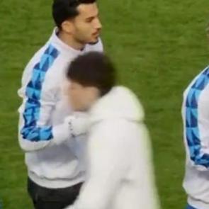 İsrailli futbolcuların elini sıkmadı! Bosnalı kaptandan mesaj: Onursuzluğa boyun eğmeyiz