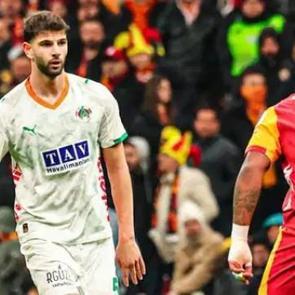 Romanya'da doğan T&uuml;rk yıldızdan Lucescu'ya ret!