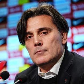 Montella, Kosova ma&ccedil;ının stoper ikilisini belirledi