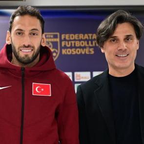 Montella ve Hakan aynı ma&ccedil;ta tarihe ge&ccedil;ti