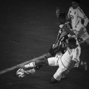 Penaltıyla gelen derbi zaferi sonrası sert tepki: Emek hırsızları!