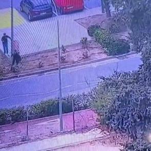 Rum gruplar KKTC tarafındaki sivillere patlayıcı fırlattı