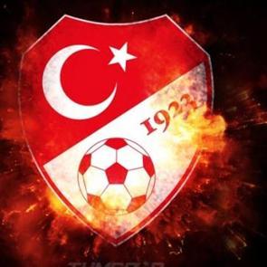 S&uuml;per Lig ekibinin golc&uuml;s&uuml;nden olay iddia! 'T&uuml;rk futbolunda bir şeyler oluyor'