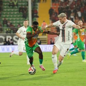 Gaziantep'te karşılıklı goller var kazanan yok