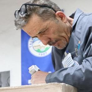 Taşla yapamadığı bir şey yok! 43 yıllık usta tarihe imza atıyor