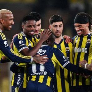 Yıldız oyuncu Fenerbah&ccedil;e'den ayrılık kararı aldı! 'Mutsuzum'