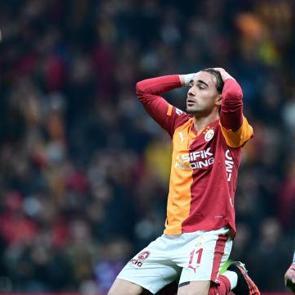 Galatasaray'ın puan kaybı sonrası S&uuml;per Lig'in 2 devinden anında paylaşım