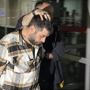 5 yarım altın i&ccedil;in yaşlı kadını &ouml;ld&uuml;rd&uuml;