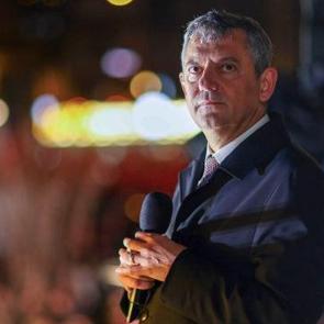 CHP'yi 'itiraf' korkusu sardı: D&ouml;rt bir yanı yasak aşklarla &ccedil;evrili ama 'savunmak zorunda'