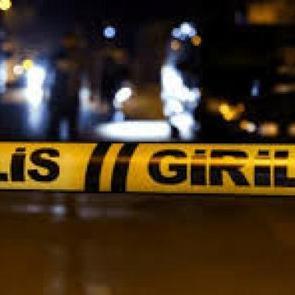 Emekli uzman &ccedil;avuş eşini ve kızını &ouml;ld&uuml;rd&uuml;