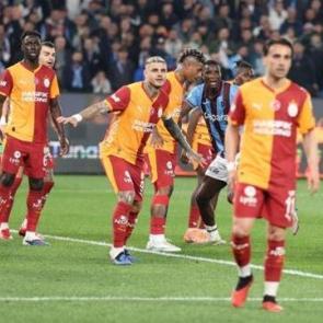 Galatasaray, G&ouml;ztepe ma&ccedil;ının kamp kadrosunu a&ccedil;ıkladı