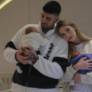 İbrahim Tatlıses'in gelini Yasemin Şefkatli hastane odasından paylaştı