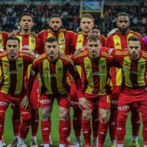 Kayserispor Fenerbah&ccedil;e'ye karşı yine geleneğini bozmadı!