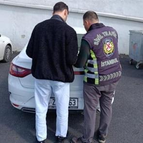 K&uuml;&ccedil;&uuml;k&ccedil;ekmece&rsquo;de trafik tartışmasında s&uuml;r&uuml;c&uuml;ye 180 bin lira ceza