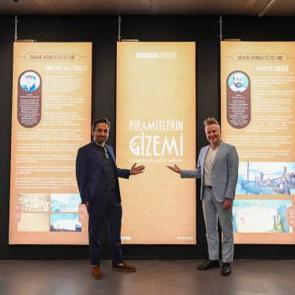 M&uuml;zeverse&rsquo;&uuml;n yeni deneyimi: Piramitlerin Gizemi - Ustaların Antik Mirası ziyaret&ccedil;ilerle buluşuyor