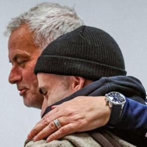 Neye uğradığını şaşırdı! Rafa Silva'ya Mourinho tokadı! "Bir daha oynayamaz"