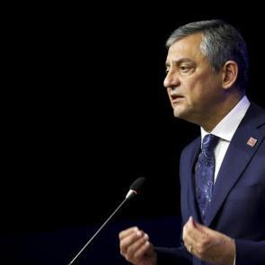 Otelden 40 yaş k&uuml;&ccedil;&uuml;k sevgili &ccedil;ıktı, CHP'den 'ihra&ccedil;' &ccedil;ıkmadı: Kararlar kişiye '&ouml;zel'