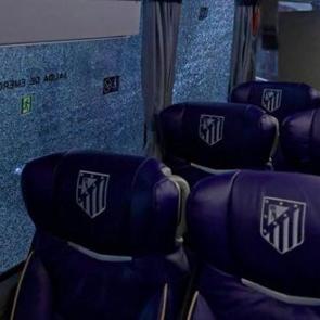 Şampiyonlar Ligi'nde 2-0'lık Barcelona galibiyeti sonrası Atletico Madrid'e saldırı