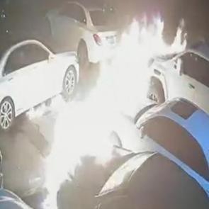 Su&ccedil; makinesi &ccedil;iftin galerisi kundaklandı, villası kurşunlandı