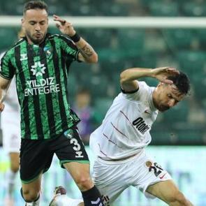 S&uuml;per Lig ekibinden &ccedil;ifte imza! 