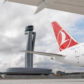 THY y&ouml;netiminde bayrak değişimi