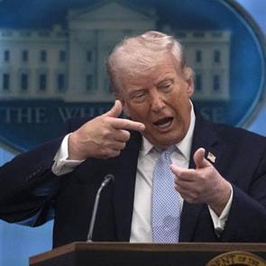 Trump'tan İran'a yeni tehdit: Uymayan bedelini &ouml;der