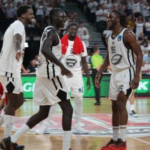 T&uuml;rk finali olmadı! Beşiktaş'ın rakibi belli oldu