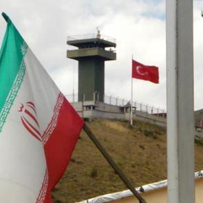 T&uuml;rkiye'den son dakika İran hamlesi! Sınır kapısından ge&ccedil;tiler